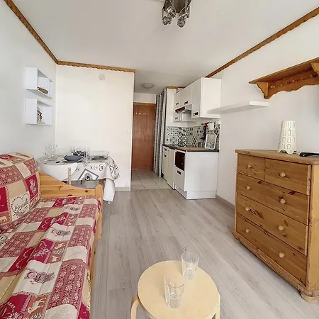 Apartamento Confortable Aux Menuires Avec Balcon, Skis Aux Pieds