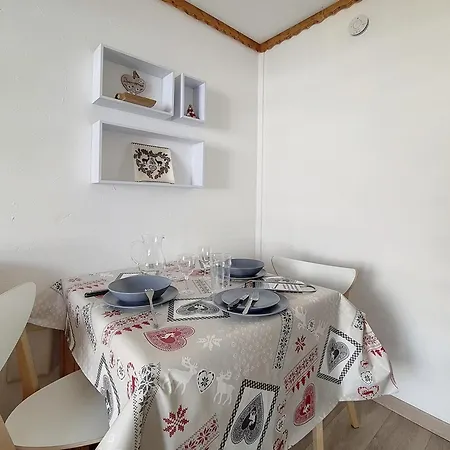 Confortable Aux Menuires Avec Balcon, Skis Aux Pieds Apartamento Saint-Martin-de-Belleville